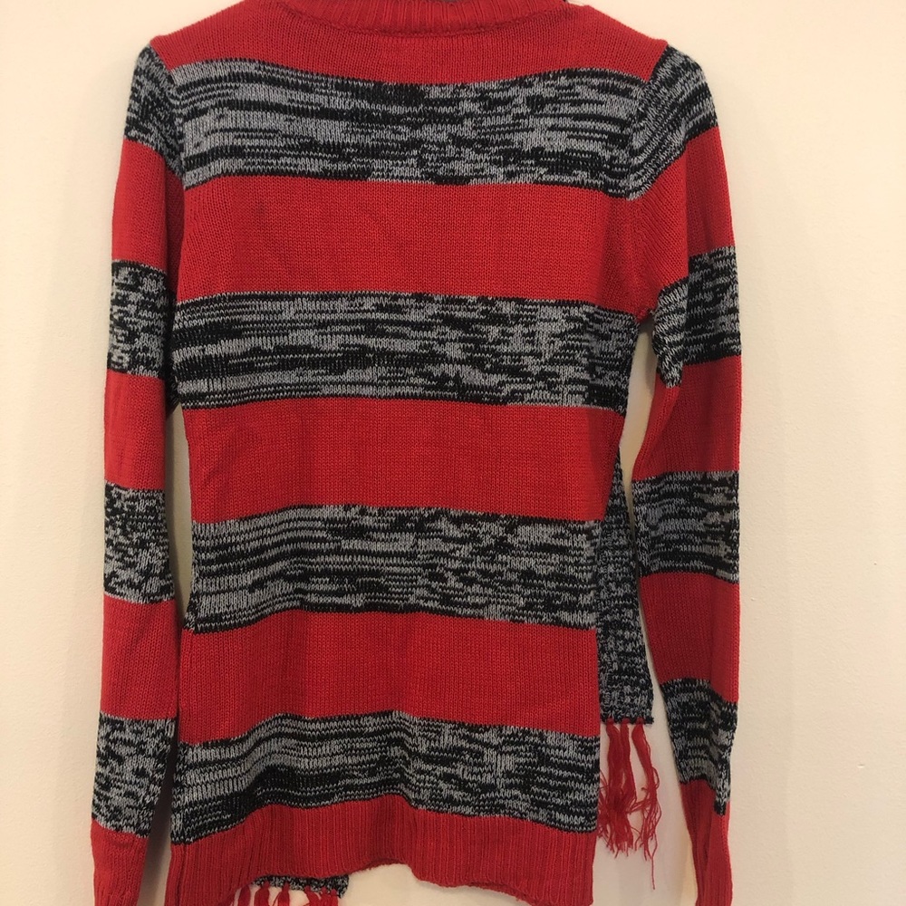 Sweater - Picture 3 of 3